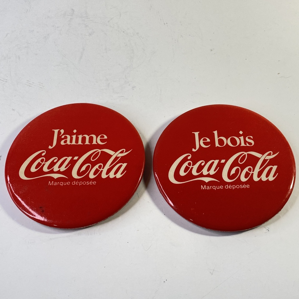 Coca Cola Red Collectible Button Pair - Picture 6 of 10